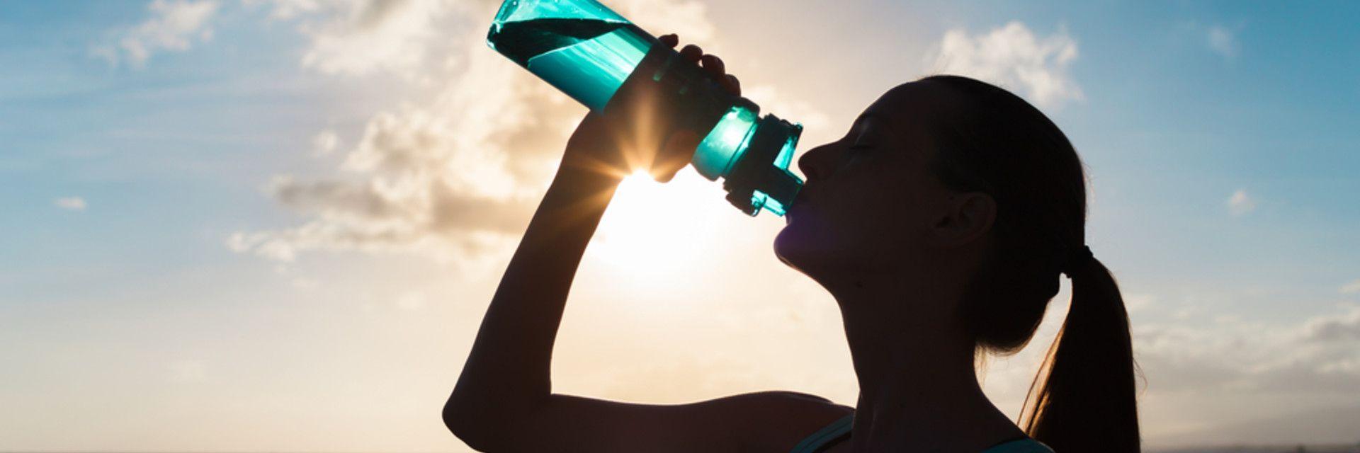 How to Avoid Dehydration: A Guide for Athletes, Parents & Coaches